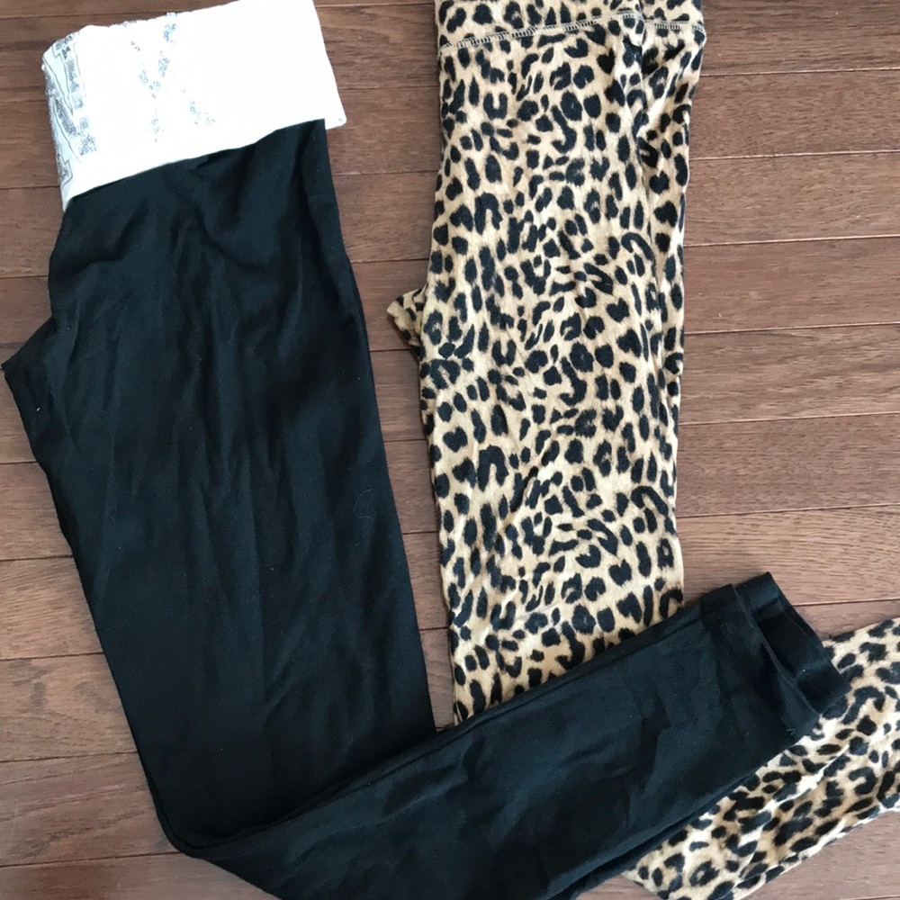 Victoria’s Secret PINK 2 pairs leggings size XS